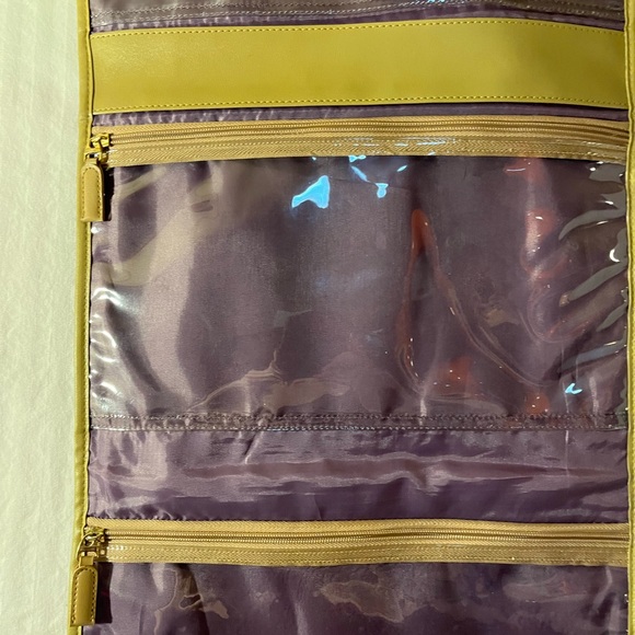 Morello Toiletries Organizer - Picture 5 of 8